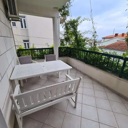 Apartment Harmony Of Five Makarska