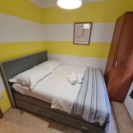 Harmony Of Five Apartment