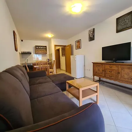 Harmony Of Five Apartment