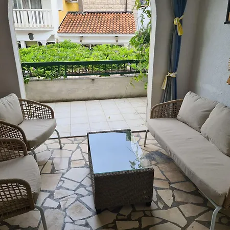 Harmony Of Five Apartment *