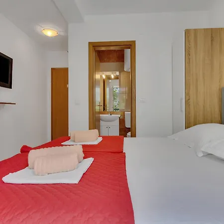 Harmony Of Five * Makarska