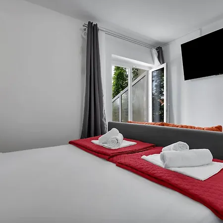 Harmony Of Five * Makarska