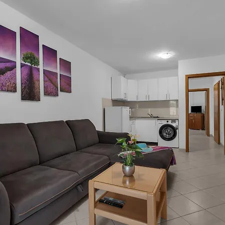 Harmony Of Five Makarska