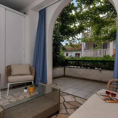 Harmony Of Five * Makarska