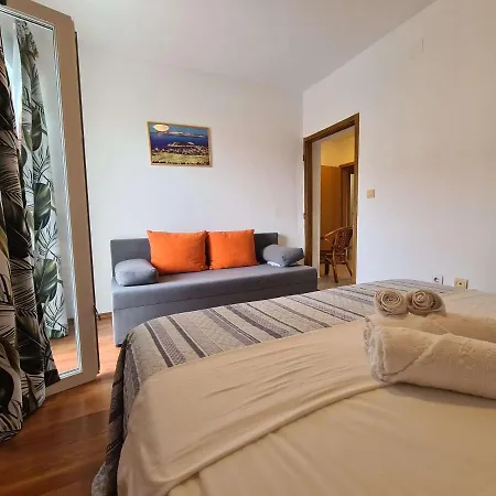 Harmony Of Five Apartman *