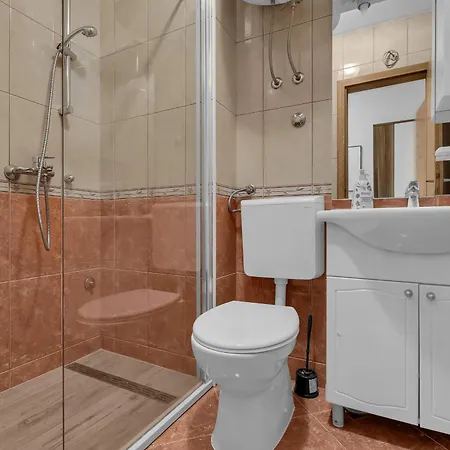 Harmony Of Five Makarska