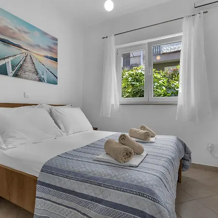 Harmony Of Five Makarská