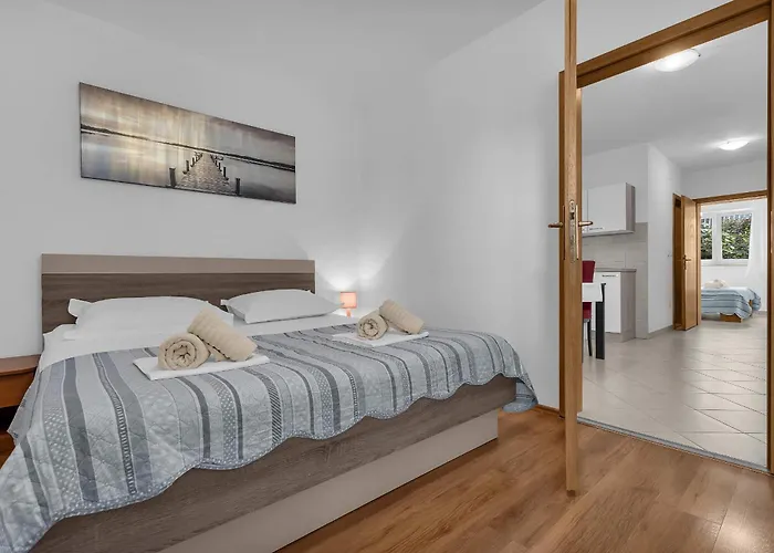 Harmony Of Five Apartment