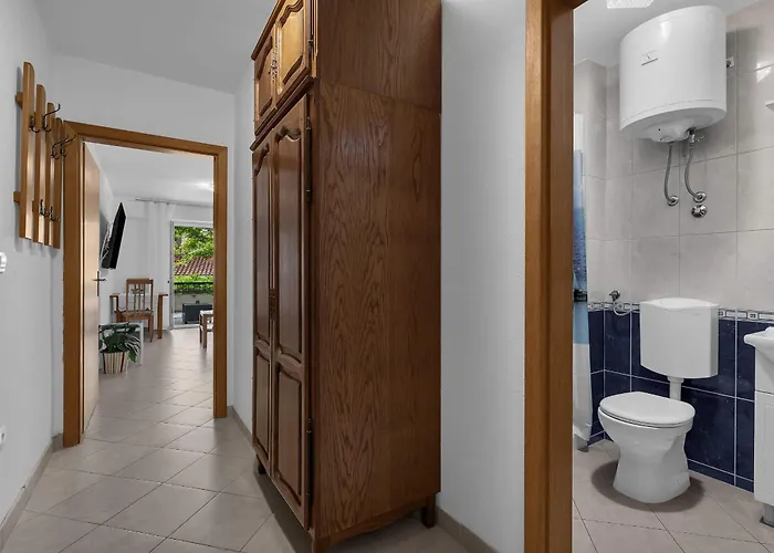 Harmony Of Five Apartment